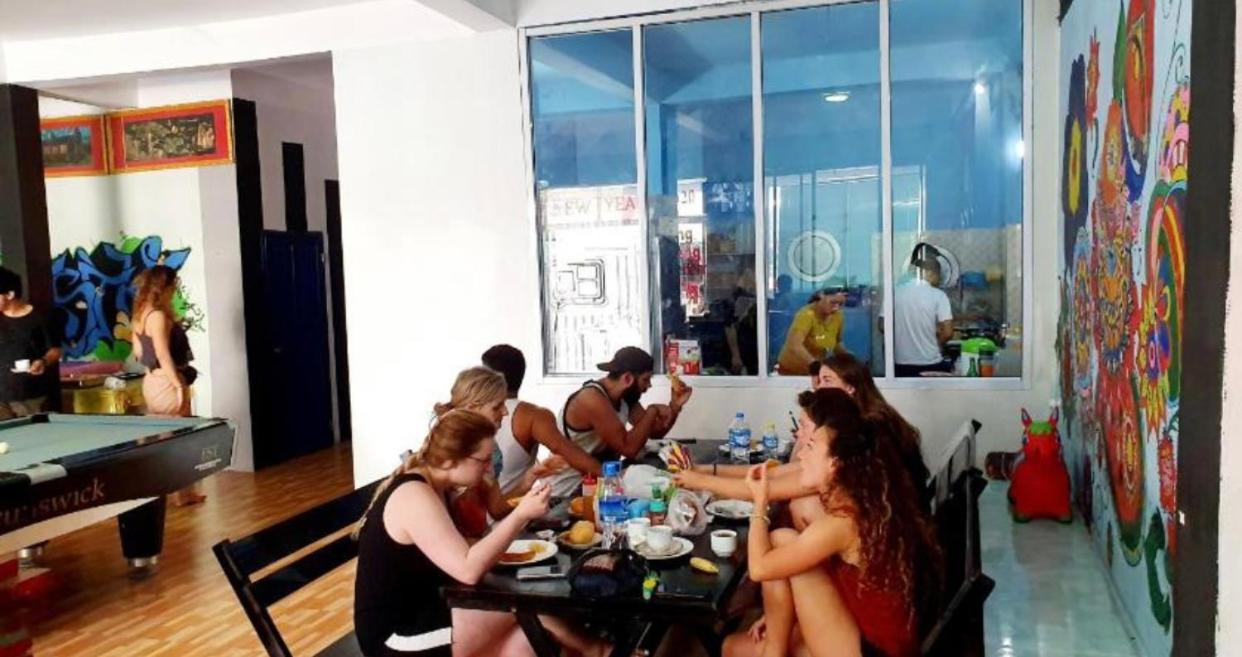 Vang Vieng Ruby Backpackers Hostel Exterior foto